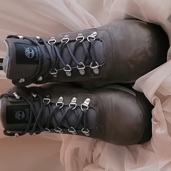 Timberland Women's White Ledge Mid Ankle Hiking Boot Md Grey Full Grain A42KW - Picture 2 of 7